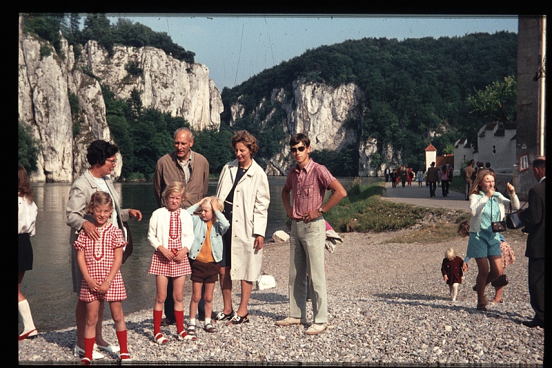 11.Weltenburg jul 1970 Ilse,Papa,Mama,Walter,Brigitte,Marion,.JPG